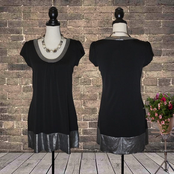 A. Byer Tops - NWT A. Byer Black & Silver Tunic Size Large